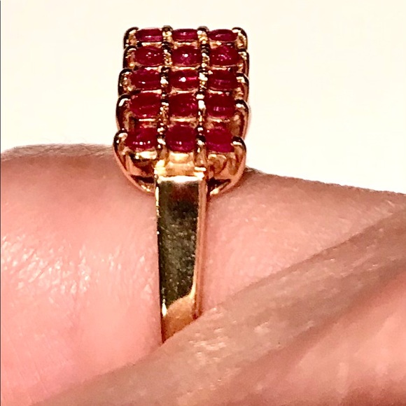 Ruby Pyramid Ring - Picture 5 of 8